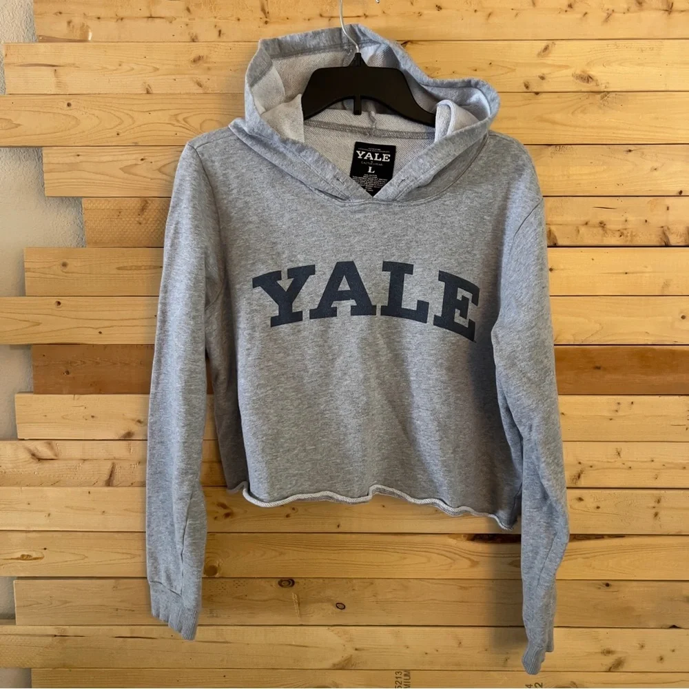 ✅ 3/$20 YALE by Cactus + Pearl Gray Hooded Sweatshirt Top Junior size L